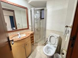 The Mayfair (D22), Condominium #558391911